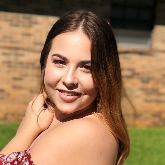 Meet your Posher, Ruthie - Picture 1 of 4